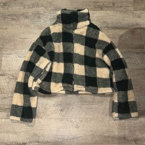 Cropped Puffer Jacket